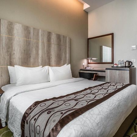 Ano Hotel Miri Ngoại thất bức ảnh
