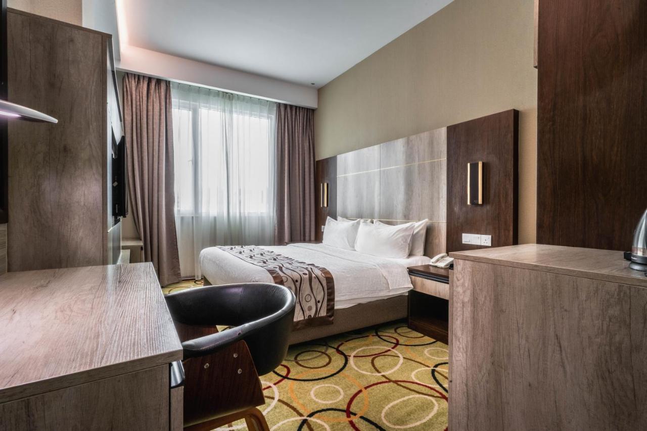 Ano Hotel Miri Ngoại thất bức ảnh