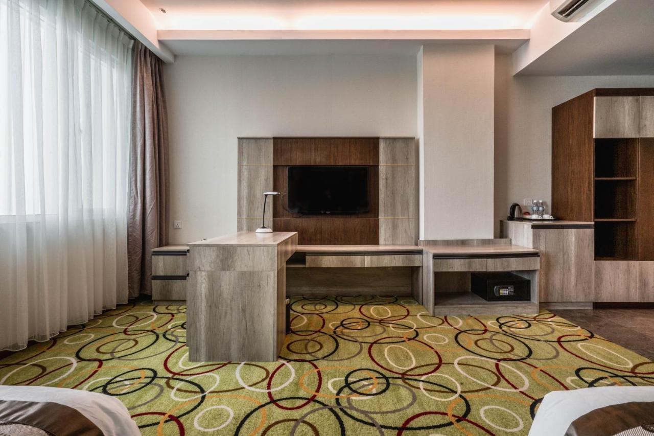 Ano Hotel Miri Ngoại thất bức ảnh