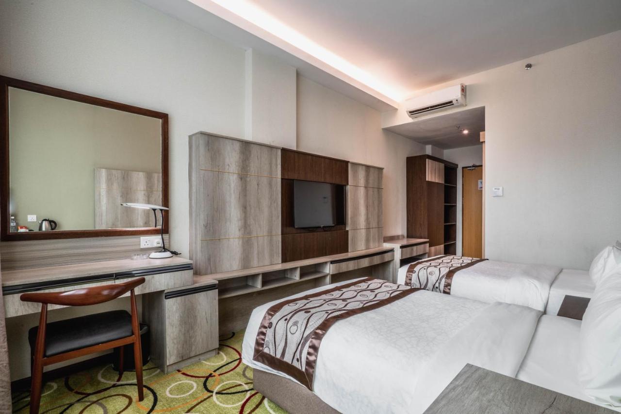 Ano Hotel Miri Ngoại thất bức ảnh