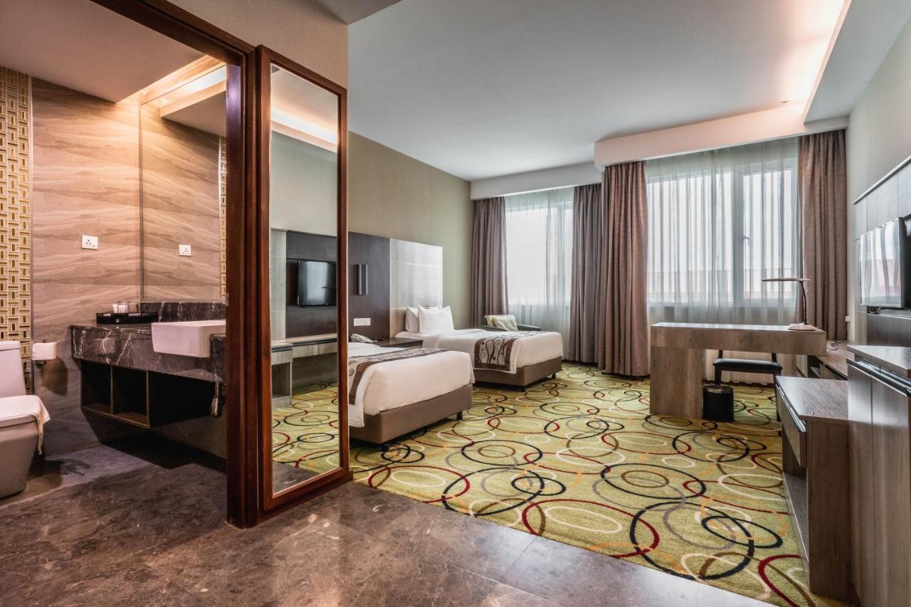 Ano Hotel Miri Ngoại thất bức ảnh
