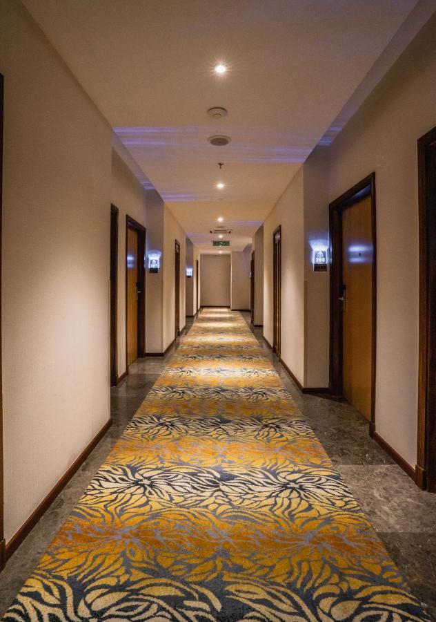 Ano Hotel Miri Ngoại thất bức ảnh